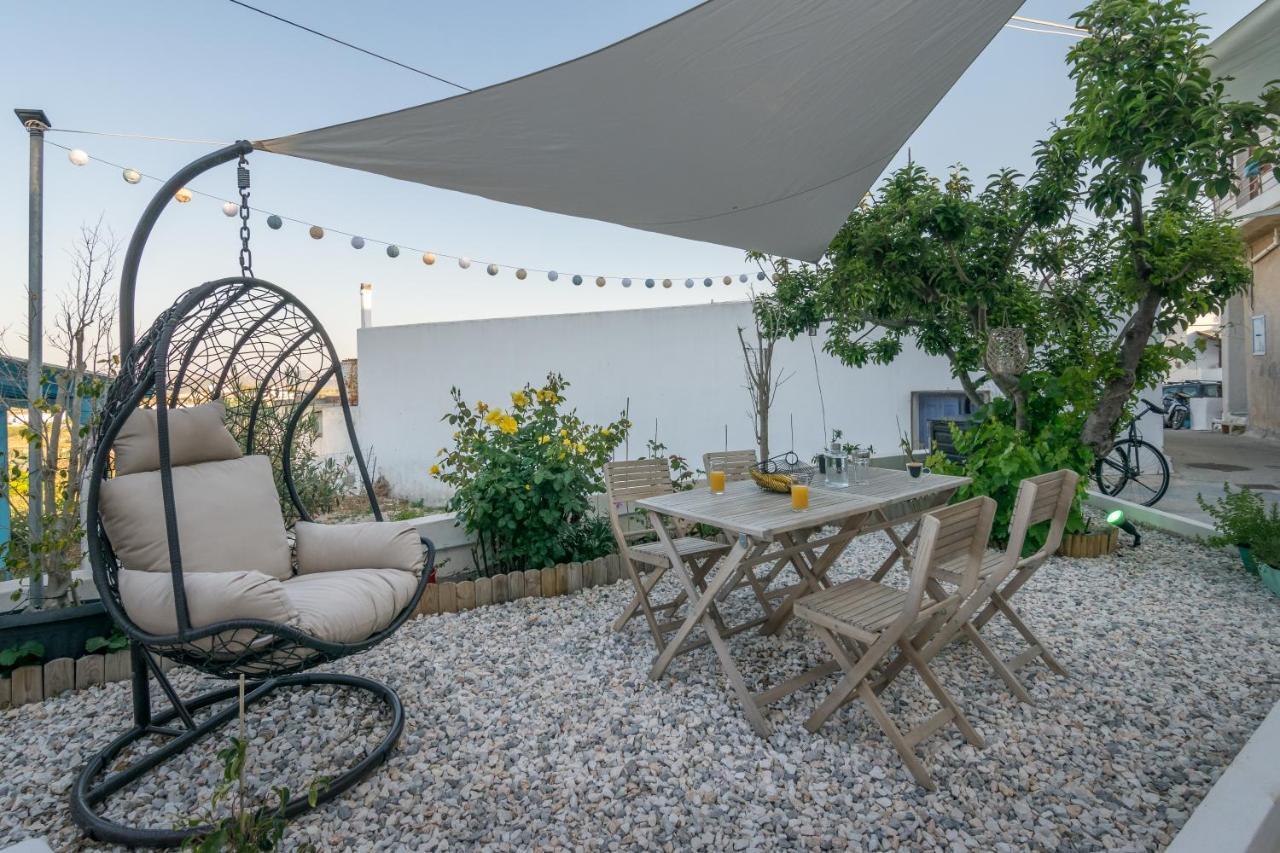 Milos Guesthouse Triovasálos Eksteriør bilde